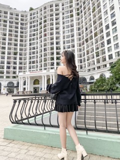 Áo len cổ tim đan dây lưng