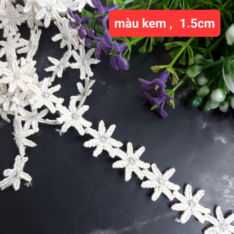 Dây hoa trang trí, size 1.2cm đến 4.5cm.