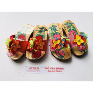Guốc gỗ cho bé yêu
