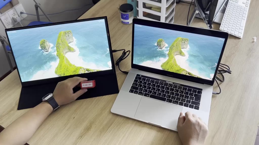 [Giá rẻ nhất] Màn hình di động chất lượng cao có cảm ứng và tần số quét cao 144Hz | BigBuy360 - bigbuy360.vn