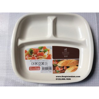 Khay đựng đồ ăn cho bé