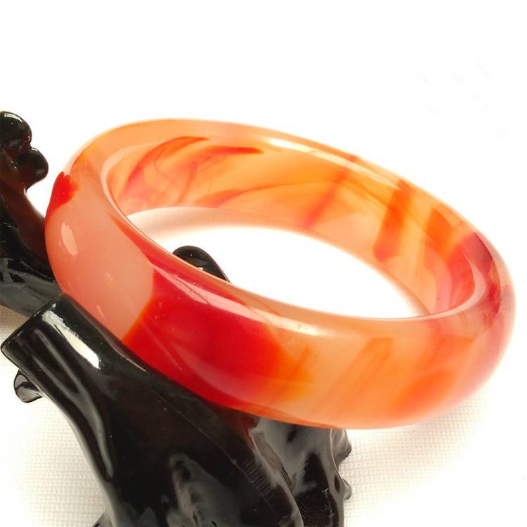 [Mua 2 Tặng! Vòng Đeo Tay Đá Mã Não Máu Gà / Máu Có Khóa Cài An Toàn Làm Quà Tặng Trang Sức Nữ