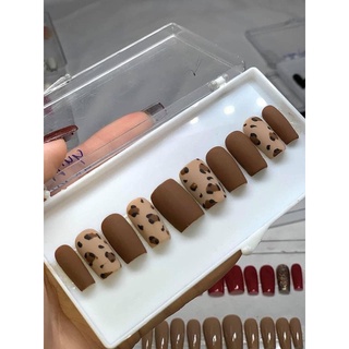 Nail box thiết kế hoạ tiết da beo nền nâu