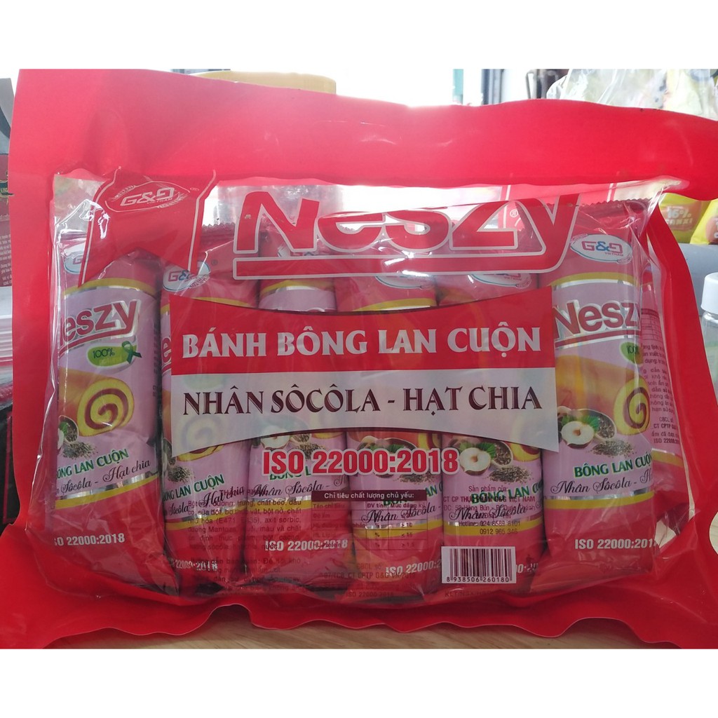 Bánh bông lan cuộn nhân sôcôla / kem cốm - Hạt chia