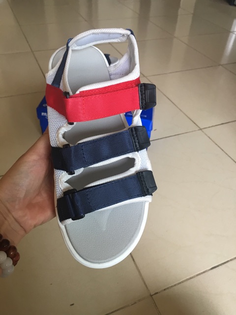 DÉP FILA TRẮNG Siêu hot hit | BigBuy360 - bigbuy360.vn