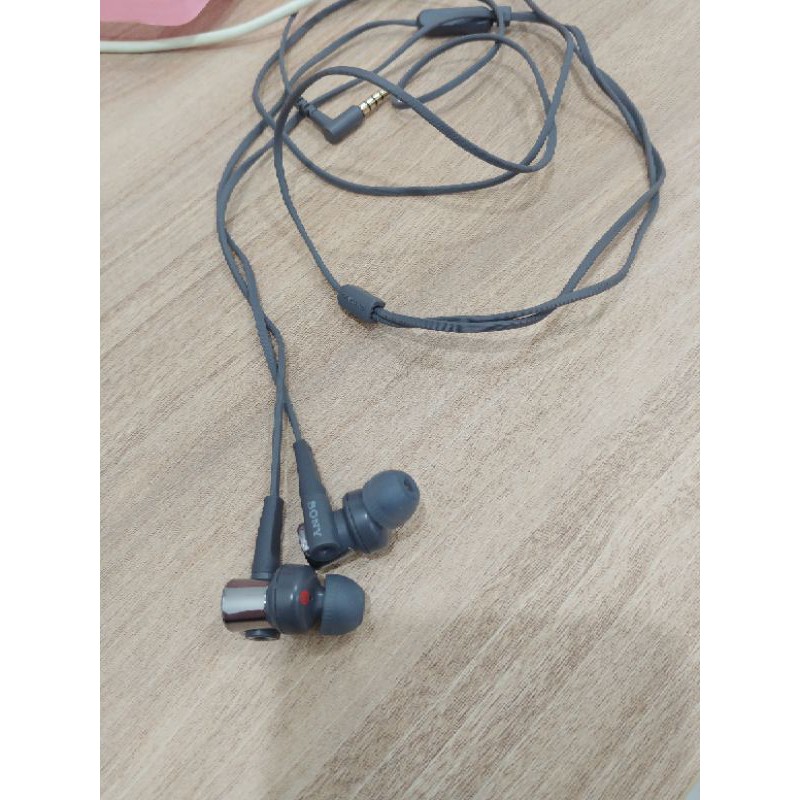 Like new Tai nghe Sony In-ear EXTRA BASS MDR-XB55AP