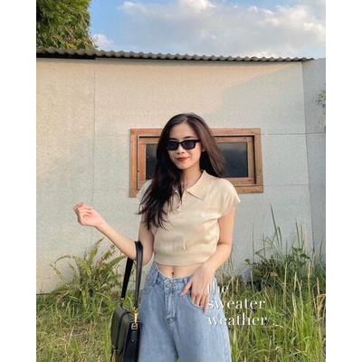Áo croptop montoghi cổ bẻ trơn bo gấu