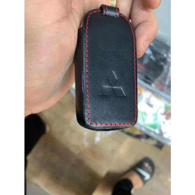 Bao da chìa khóa xe MITSU Xpander 2018-2019 mẫu đen chỉ đỏ 01
