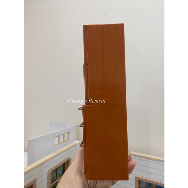 Mô hình tủ béo Rement nâu - used
