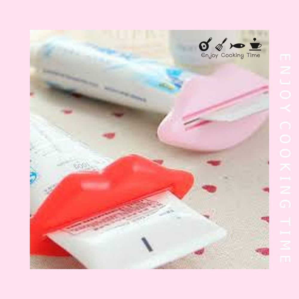 Kẹp đẩy kem đánh răng hình đôi môi
