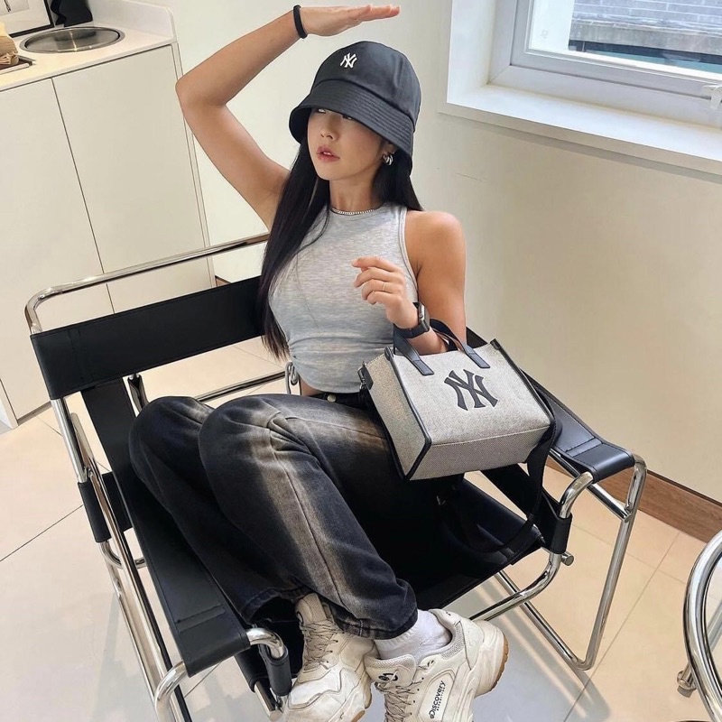 Túi Đeo Chéo MLB Basic Big Logo Canvas Small Tote Bag Siêu Phẩm