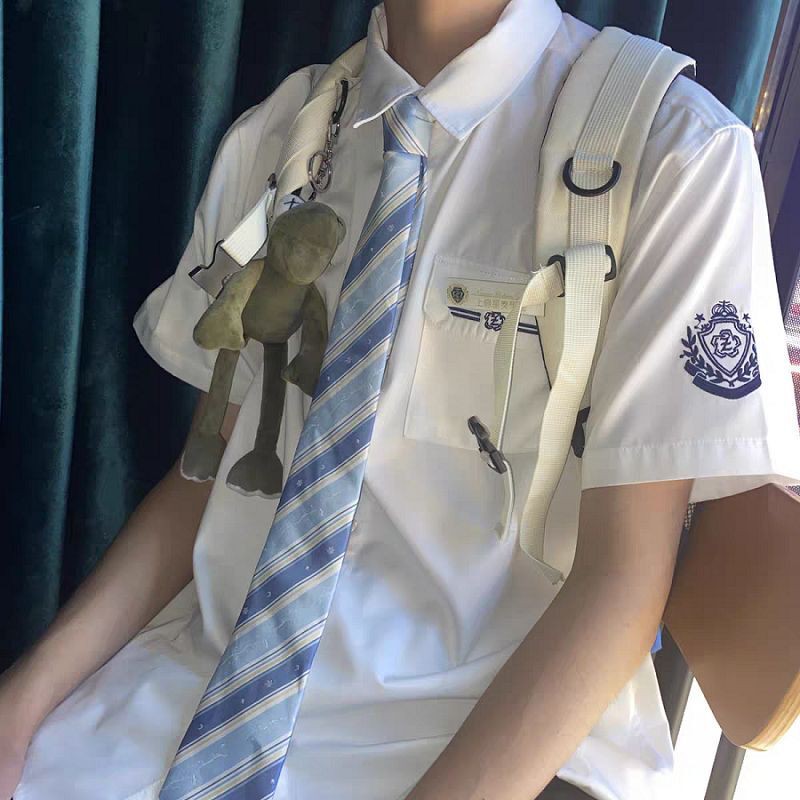 Áo sơ mi tay ngắn dáng rộng phong cách mùa hè thời trang cho nam