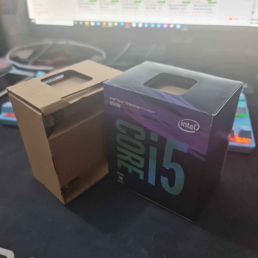 Quạt tản nhiệt stock Intel  hàng tách box. Đi kèm I5, I7
