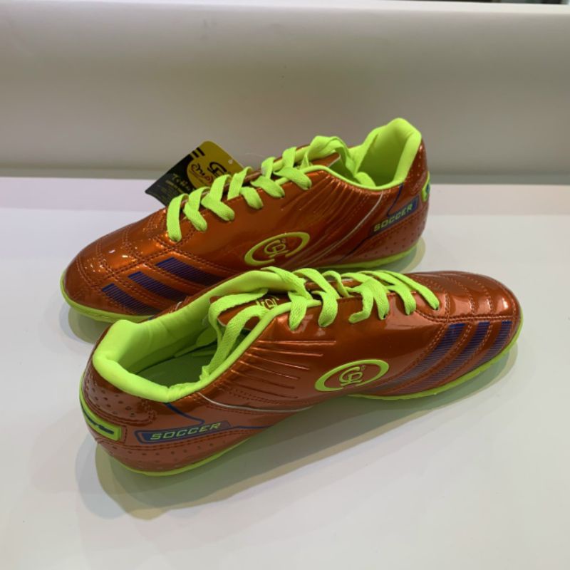 Giày bóng đá sân cỏ nhân tạo CP đã khâu đế