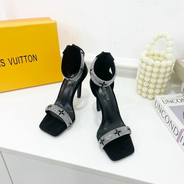 Sandal LV Quai Đính Đá Bít Gót Khóa Sau Hàng Chuẩn Loại 1 Fullbox