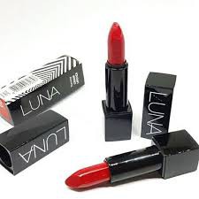 SON THỎI LÌ LUNA (màu đỏ tươi)