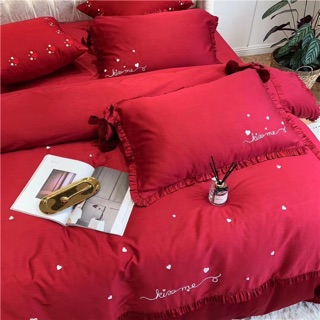 Siêu phẩm set chăn ga lụa tim đỏ Kiss me 7 món.