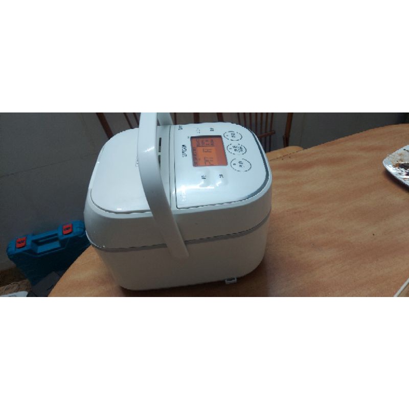 Nồi cơm điện cao tần Tiger tacook 0.5l