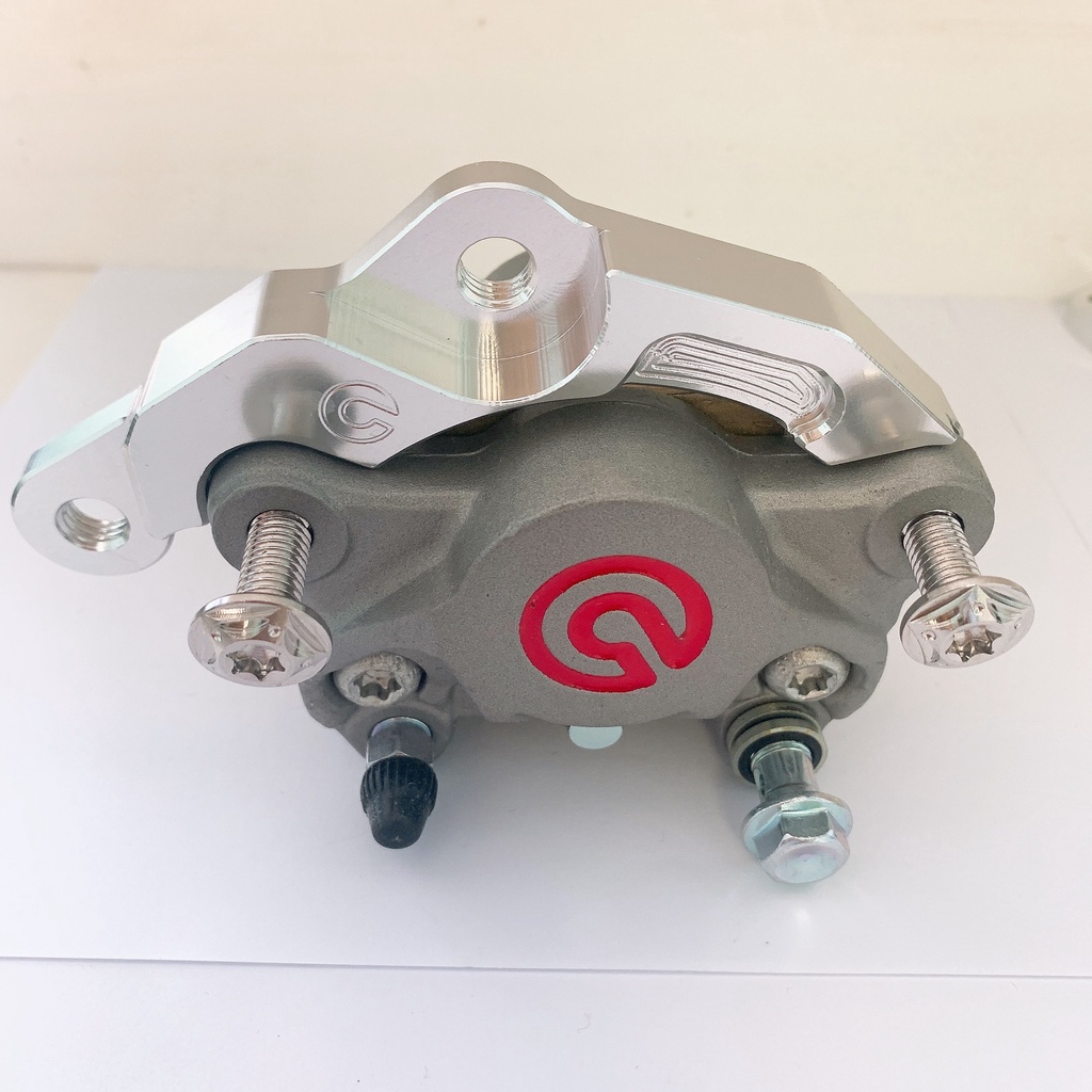 COMBO Exciter Ex150 - Heo Dầu Trước Brcmbe LOGO ĐỎ LỚN 2piston đối xứng Kèm Pát CNC gắn trước đi đĩa size ZIN 245mm