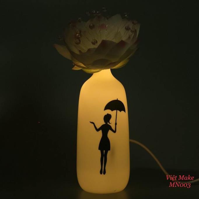Đèn cô gái đội sen Gốm Sứ Bát Tràng trang trí nội thất, đèn để bàn phòng ngủ