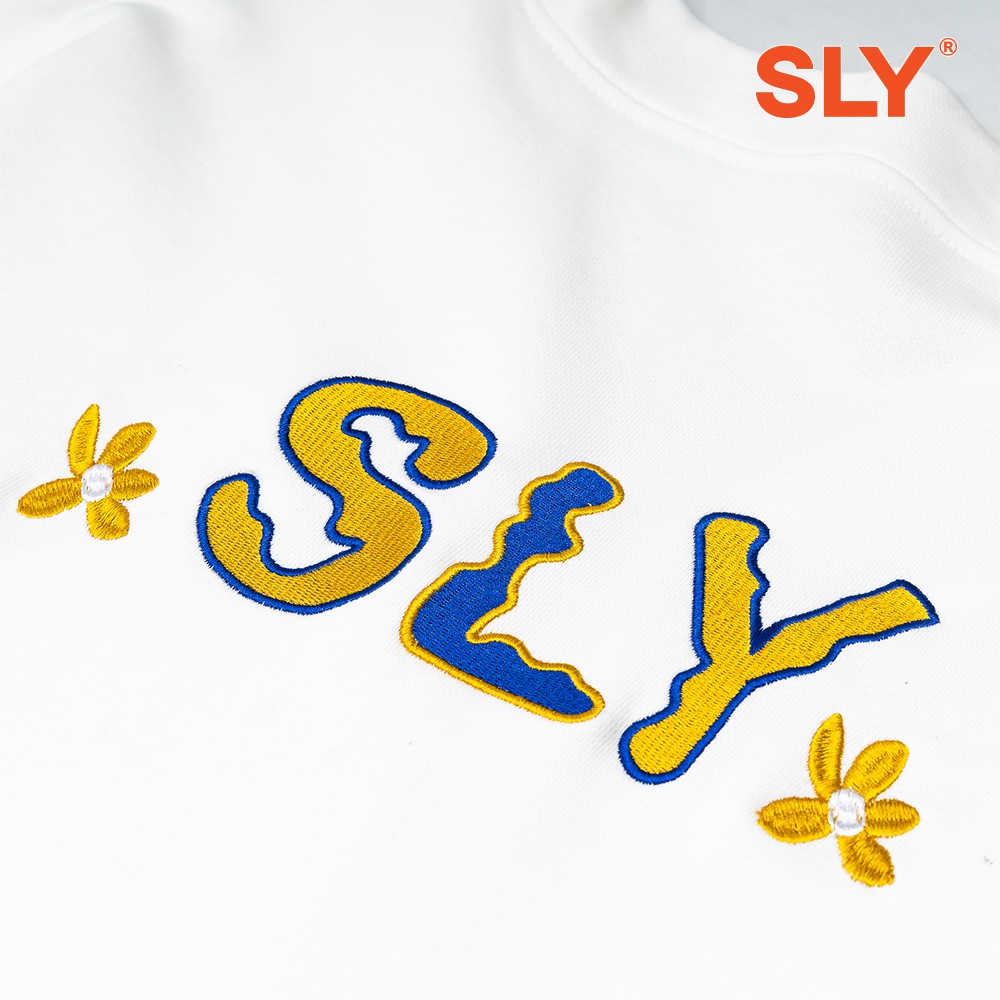 [Mã INCU50 giảm 50K đơn 250K] Áo Khoác Cardigan SLY Flora Vải Nỉ Chân Cua màu trắng | BigBuy360 - bigbuy360.vn