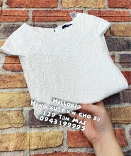 Váy trắng thêu hoa đục lỗ