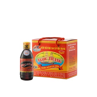 Nước mắm truyền thống Ngọc Trang 35 đạm 250ml - Thùng 6 chai