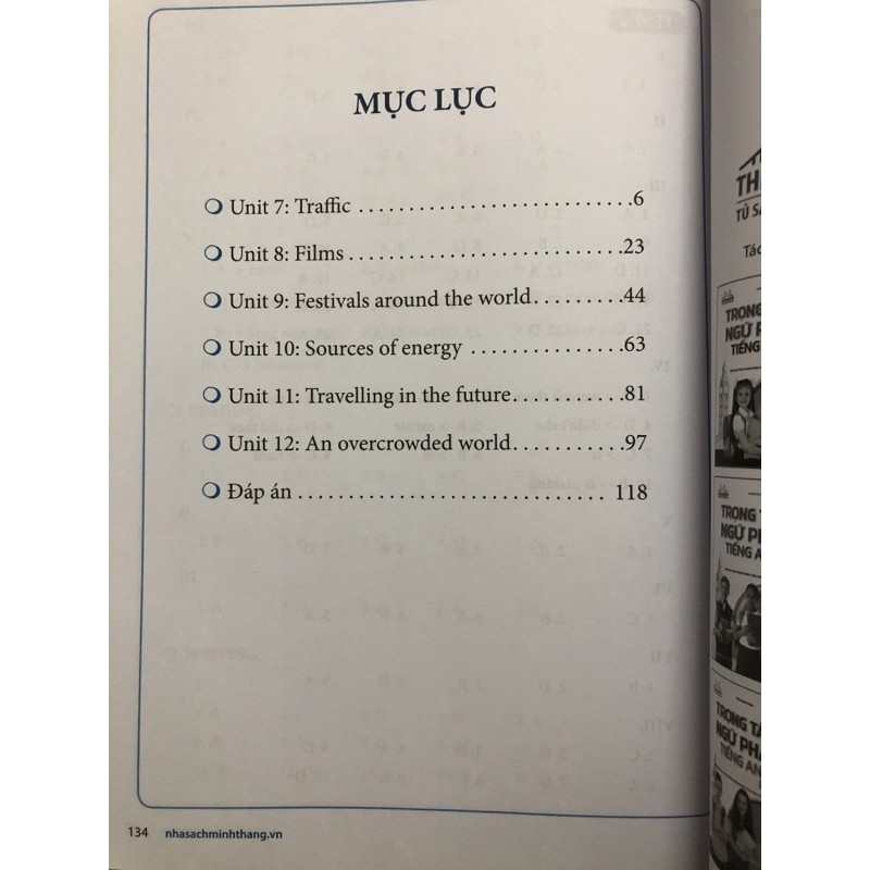 Sách - Bài tập trắc nghiệm tiếng anh lớp 7 (Combo 2 tập)