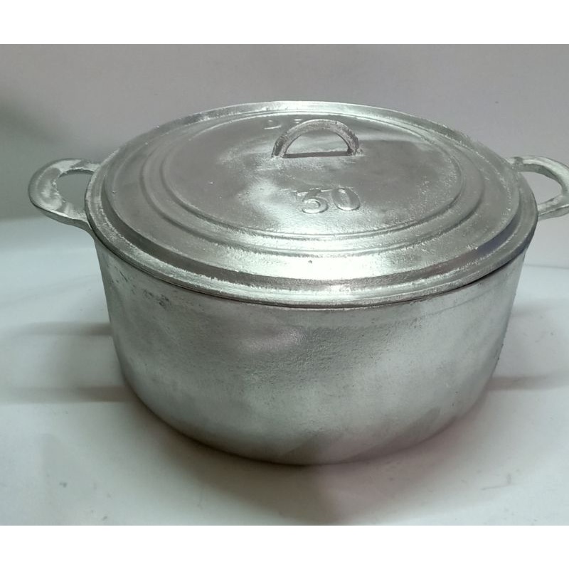 NỒI GANG SỐ 30 ĐƯỜNG KÍNH 29 CM ĐÃ ĐƯỢC MÀI TRÀ BÓNG BÊN TRONG