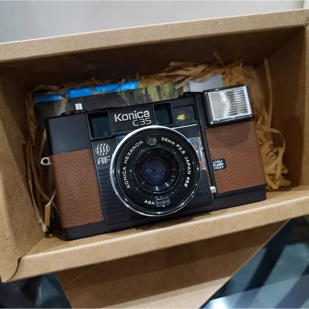 Máy ảnh phim Konica C35 EF3, EFJ, C35 AF có đèn flash phong cách retro