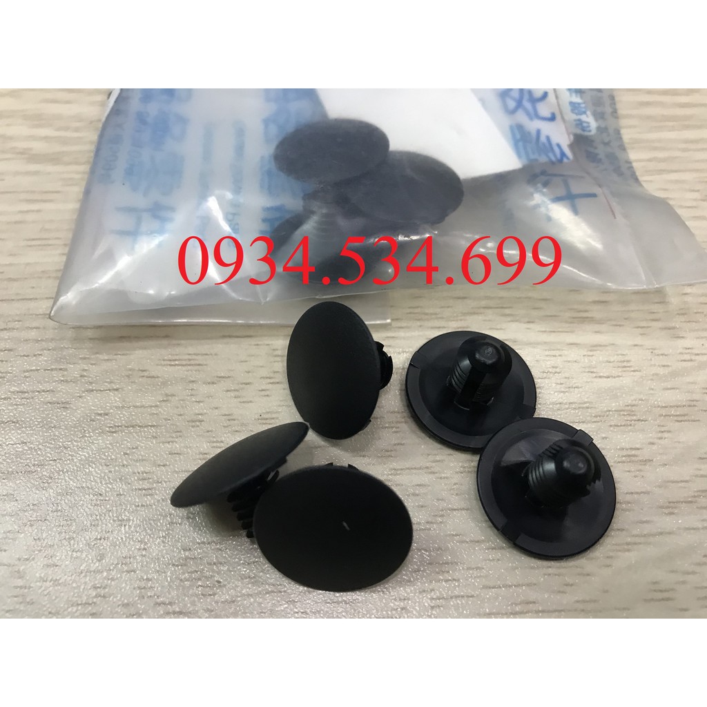 Vít nở cài chống nóng capo Ranger Everesst - W715264S300