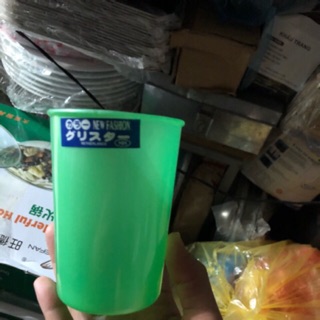 Cốc nhựa học sinh