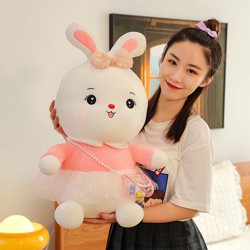 Gấu Bông Thỏ Trắng Đeo Túi Sắc Màu siêu cute