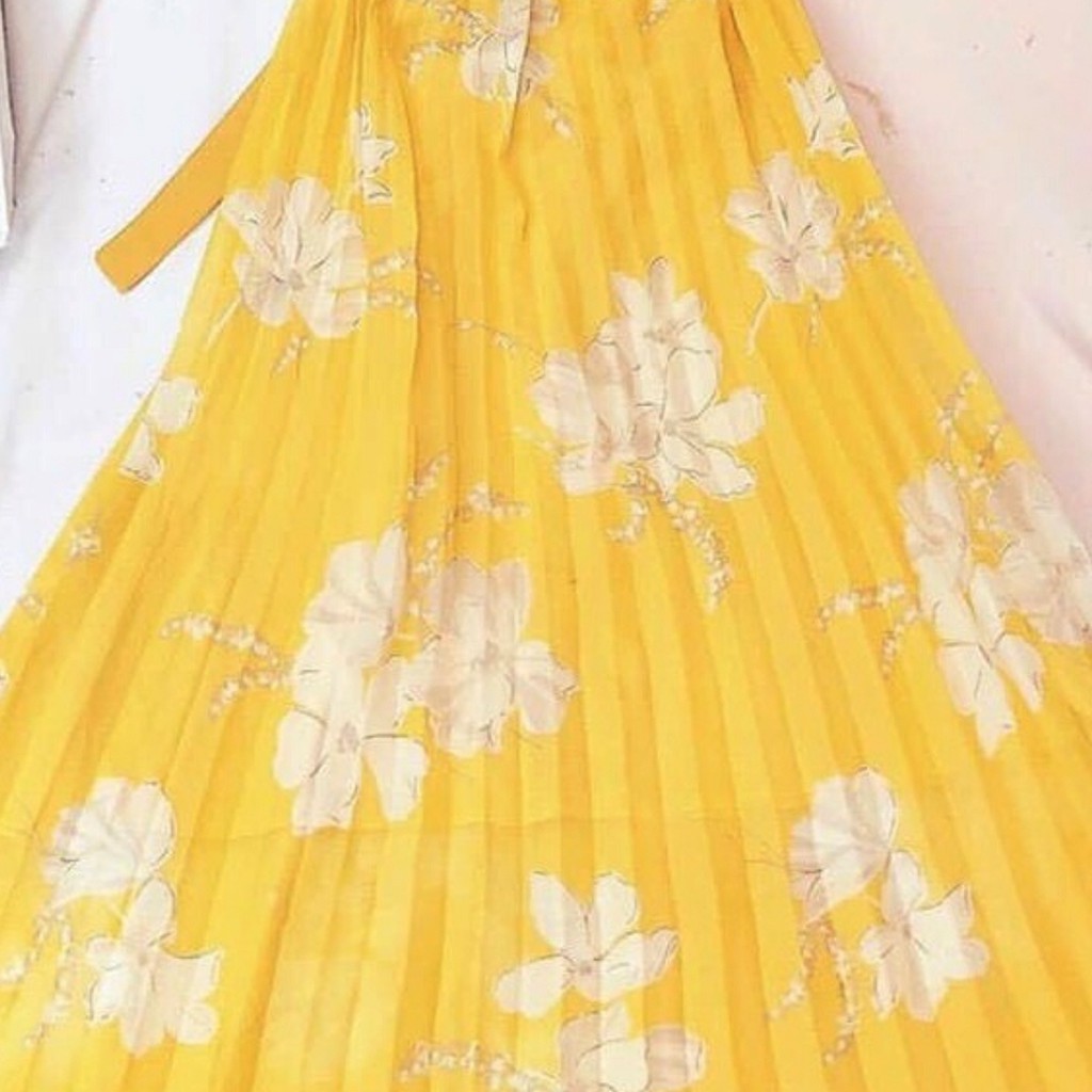 Đầm maxi họa tiết cổ yếm dập ly hở lưng phong cách thời trang XUKA-DRESS MT016 chất Voon tơ đẹp sang | BigBuy360 - bigbuy360.vn