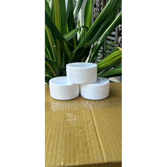 HỦ ĐỰNG KEM BODY 200gr TRẮNG KHÔNG VIỀN