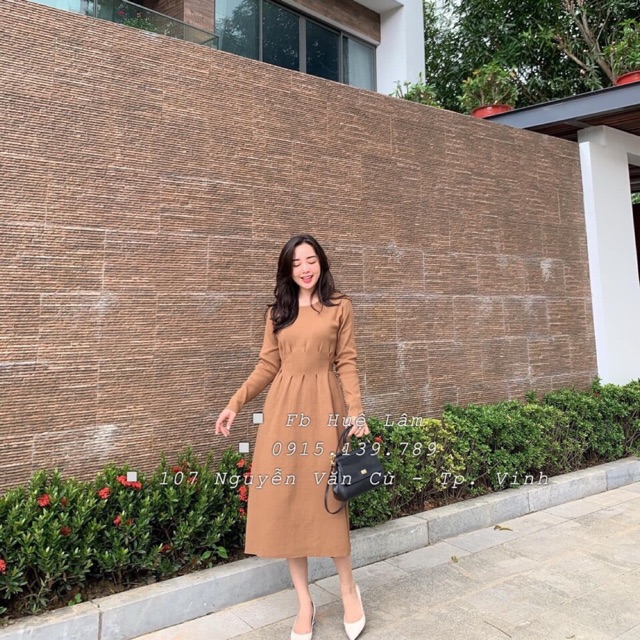 Váy len ép thắt eo