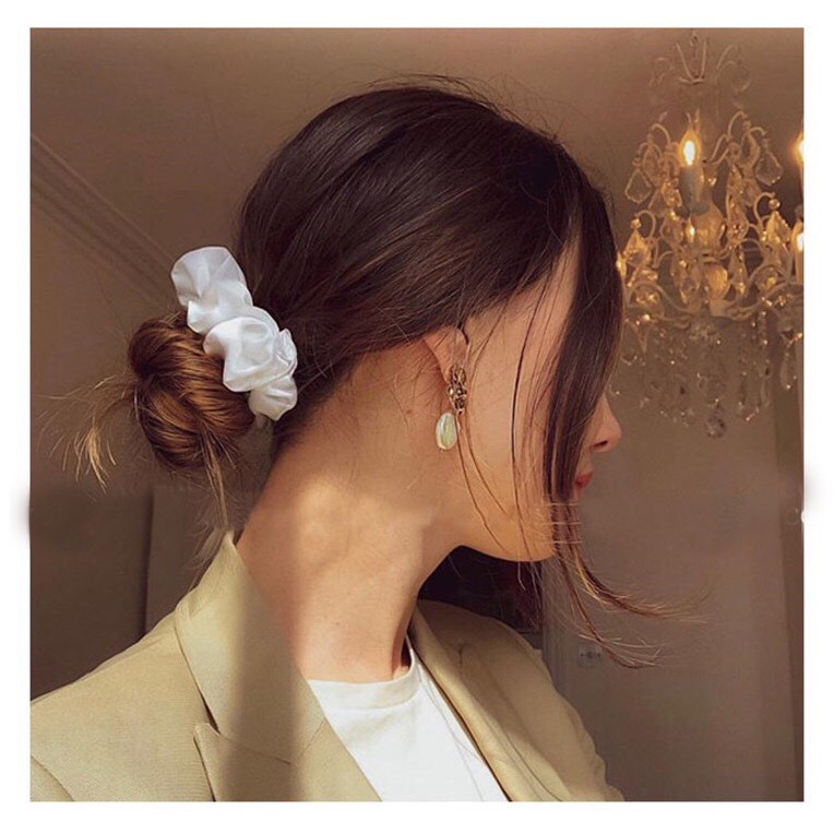 [Ảnh thật]CỘT TÓC VẢI SCRUNCHIES LỤA SATIN TÔNG ĐEN TRẮNG SANG TRỌNG-THỜI TRANG HÀN QUỐC NỮ PHỤ KIỆN GIÁ RẺ ĐẸP