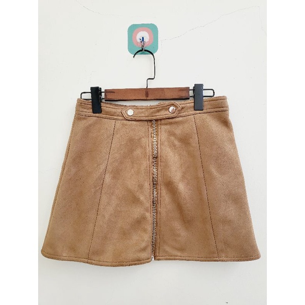 Chân váy da lộn topshop xuất xin size M