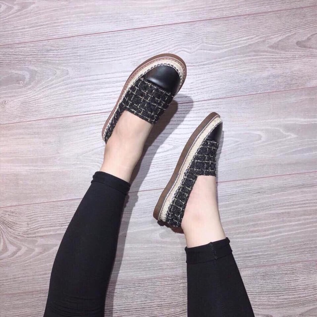 Slipon nữ nỉ kẻ pha da | BigBuy360 - bigbuy360.vn