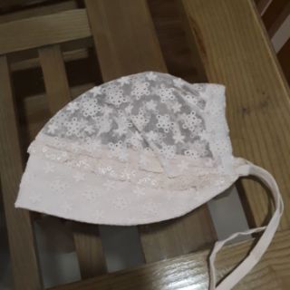 Nón cô gái Hà lan ren cột dây