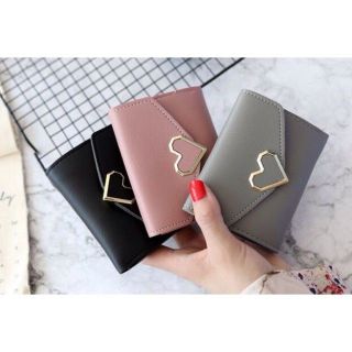 Ví nữ dáng ngắn khóa tim