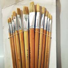 Bút lông cứng thô dùng vẽ tranh sơn dầu, giá rẻ