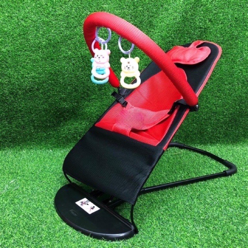 (SHIP HỎA TỐC)Ghế rung cho bé có kèm thanh treo đồ chơi - Ghế rung lưới cho bé