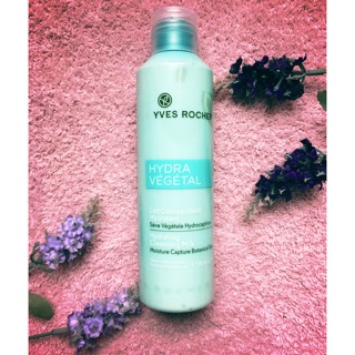 Rửa mặt dạng sữa Yves rocher dành cho da thường