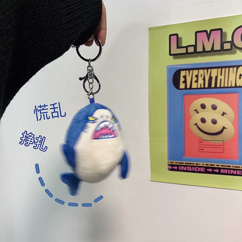 Móc Khóa Hình Cá Mập Giận Dữ Nhồi Bông 12081