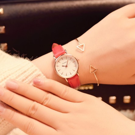 Đồng hồ thời trang nữ Ulzzang U013 tuyệt đẹp, mặt tròn nhỏ xinh xắn, dây da mềm đeo êm tay | BigBuy360 - bigbuy360.vn