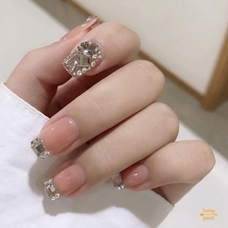Bộ 24 Móng Tay Giả Đính Đá Cho Cô Dâu