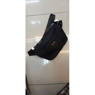 Túi Đeo Chéo Ngực Fendi