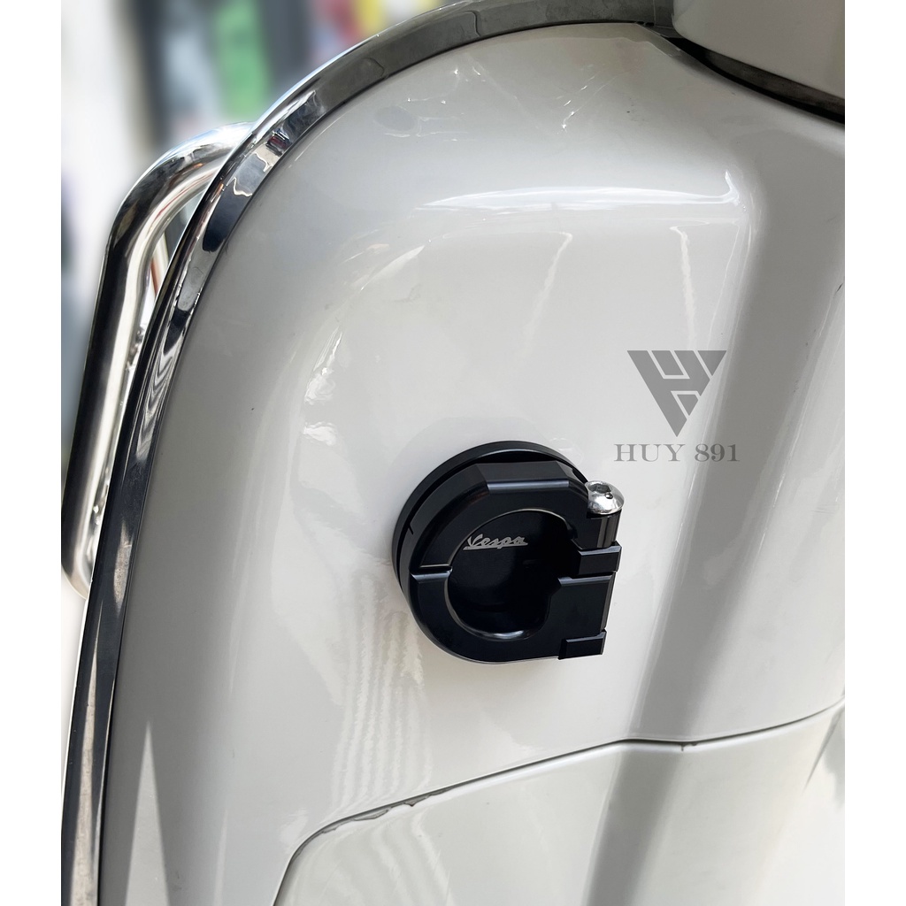Móc treo 2 lỗ nhôm CNC cho xe Vespa