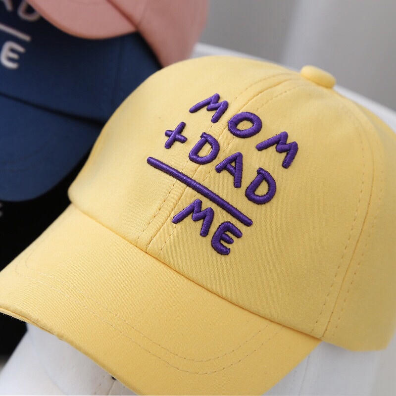 Mũ lưỡi trai cho bé 1-3 tuổi thêu chữ dad & mom